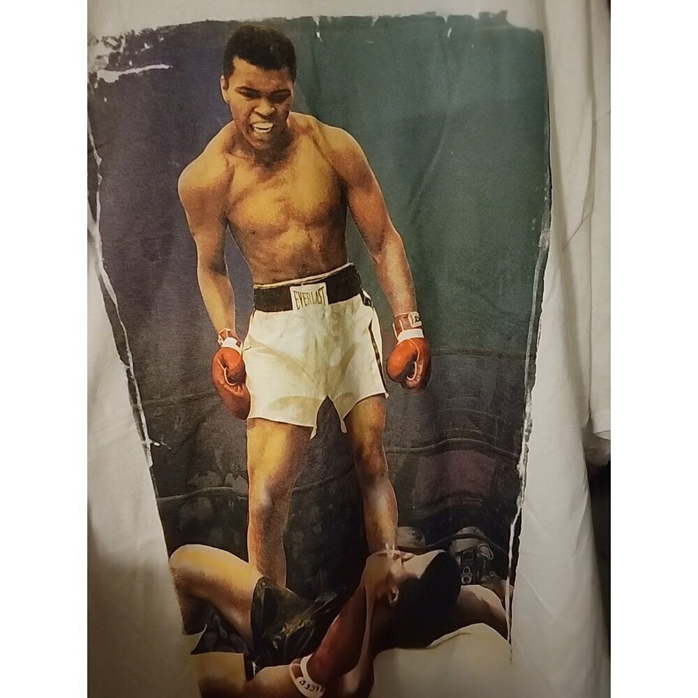 Muhammad Ali Close Up Sonny Liston On The Canvas 1st Round KO‎ Shirt 4XLT A115 - Picture 2 of 4
